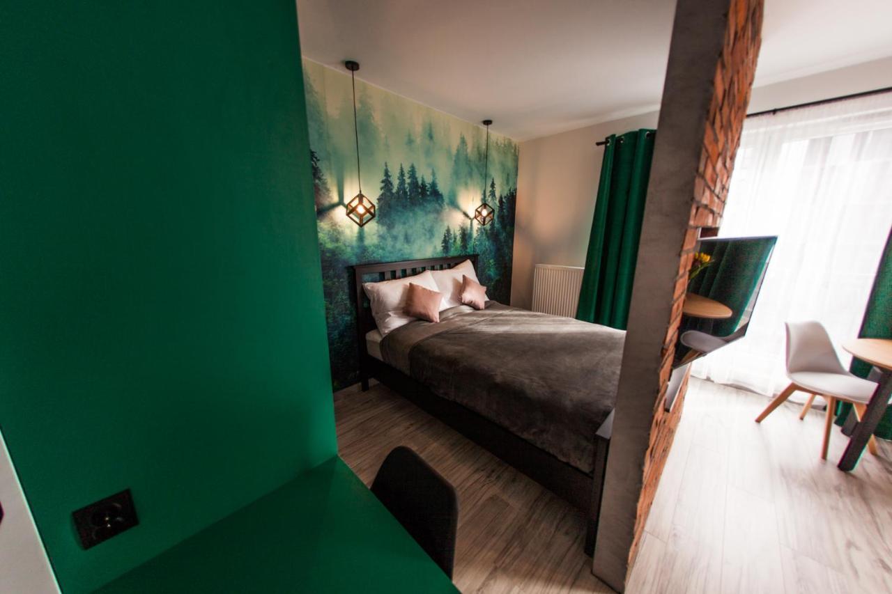 Sloneczna Apartamenty คาโตวีตเซ ภายนอก รูปภาพ