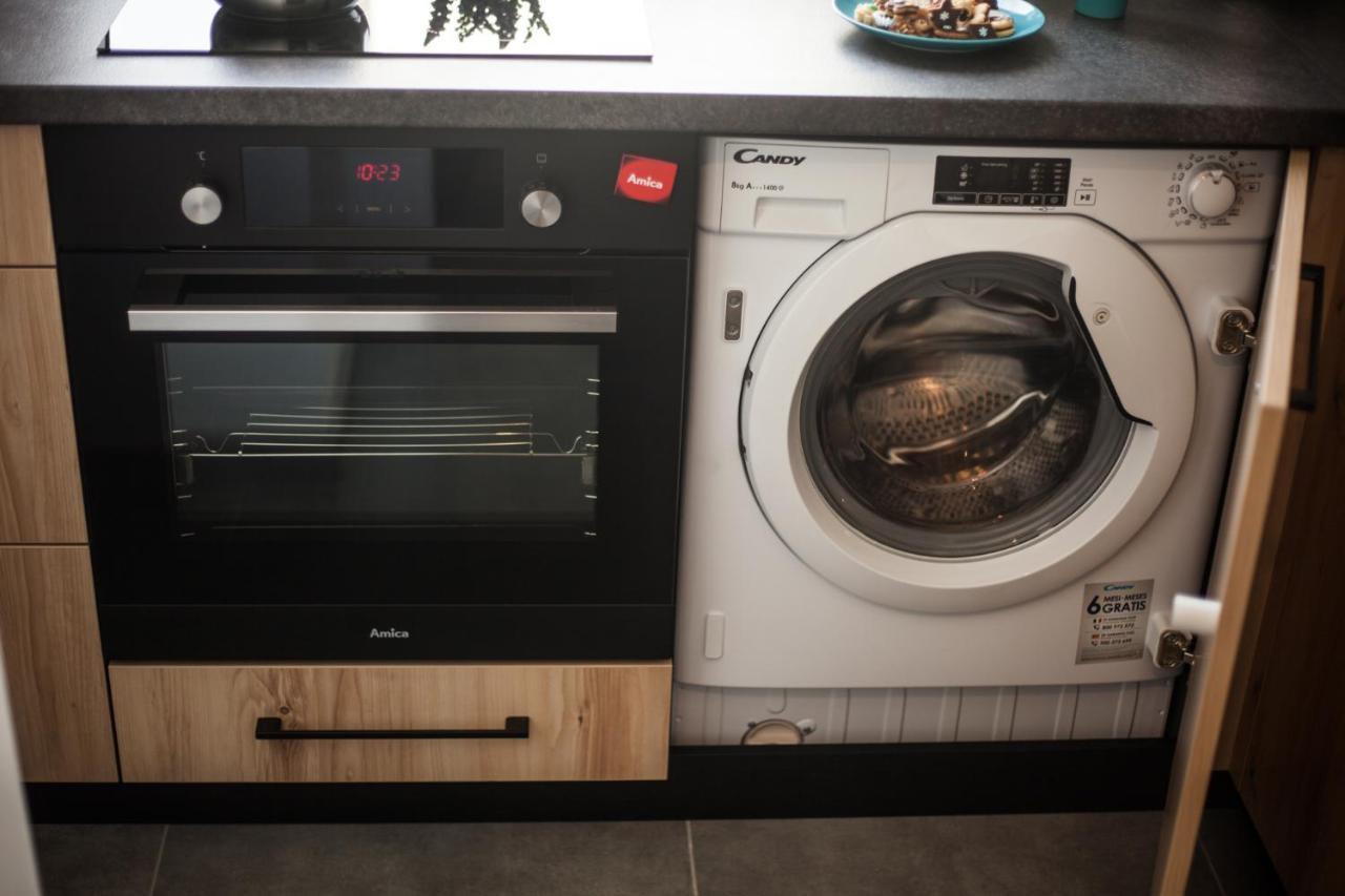 Sloneczna Apartamenty คาโตวีตเซ ภายนอก รูปภาพ