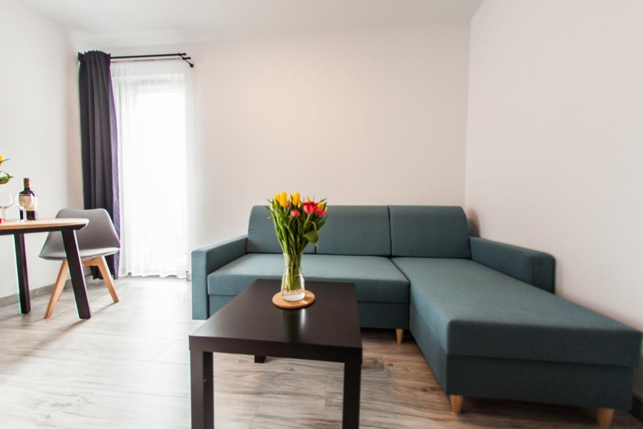 Sloneczna Apartamenty คาโตวีตเซ ภายนอก รูปภาพ