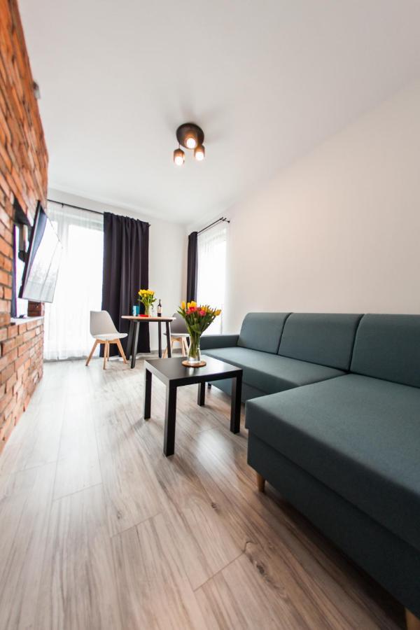 Sloneczna Apartamenty คาโตวีตเซ ภายนอก รูปภาพ