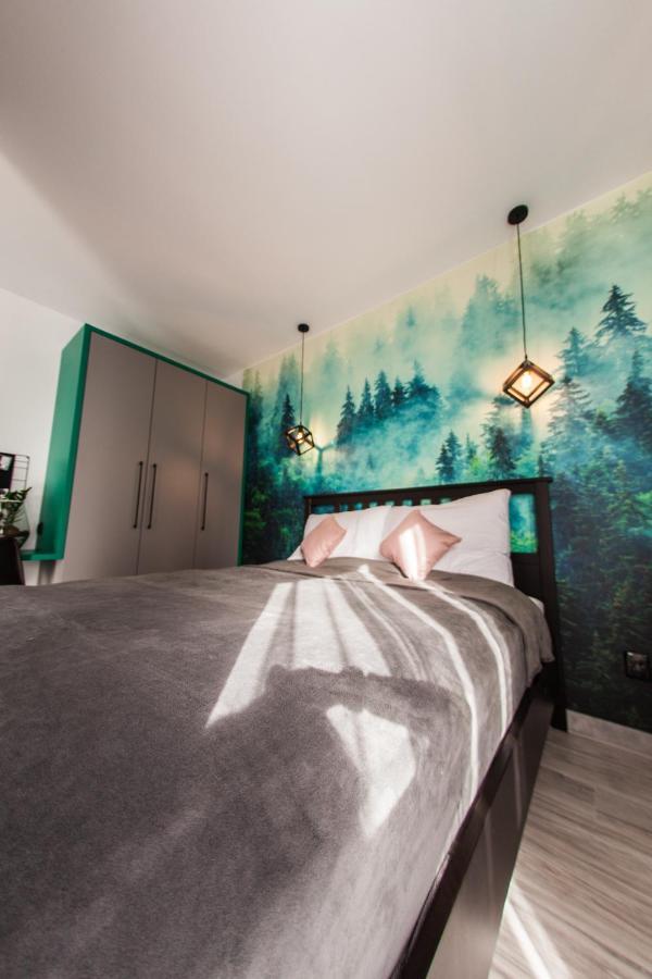 Sloneczna Apartamenty คาโตวีตเซ ภายนอก รูปภาพ