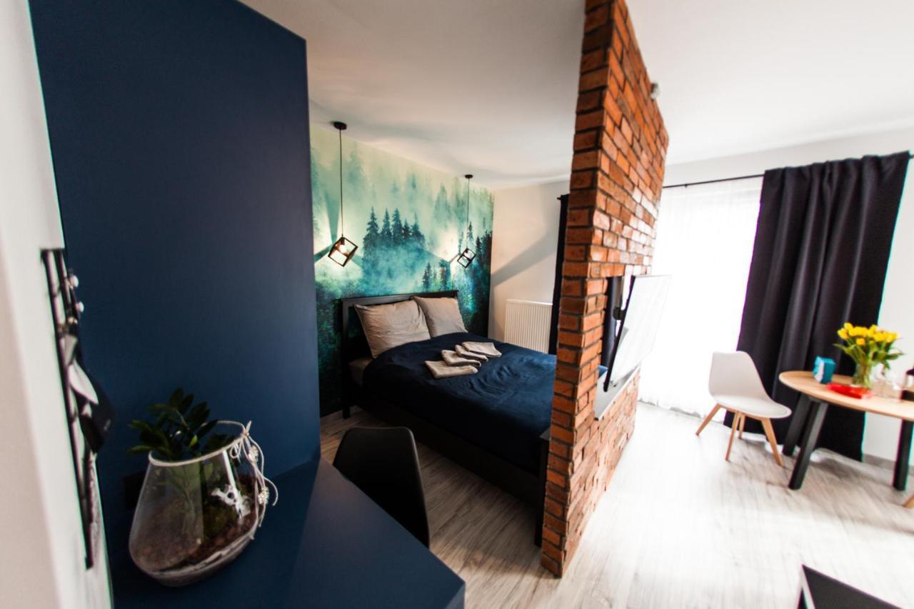 Sloneczna Apartamenty คาโตวีตเซ ภายนอก รูปภาพ